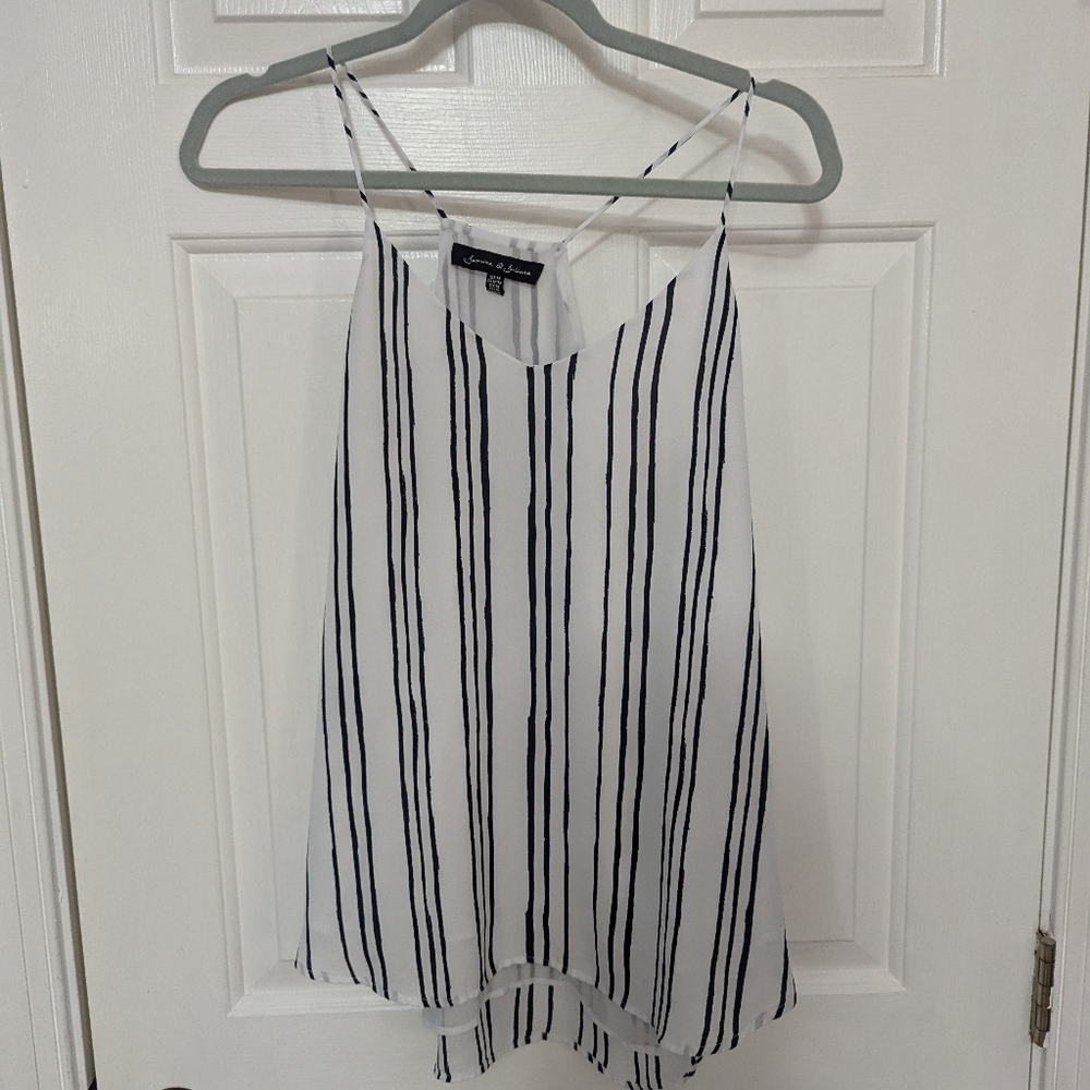 Jasmine and Juliana tank top